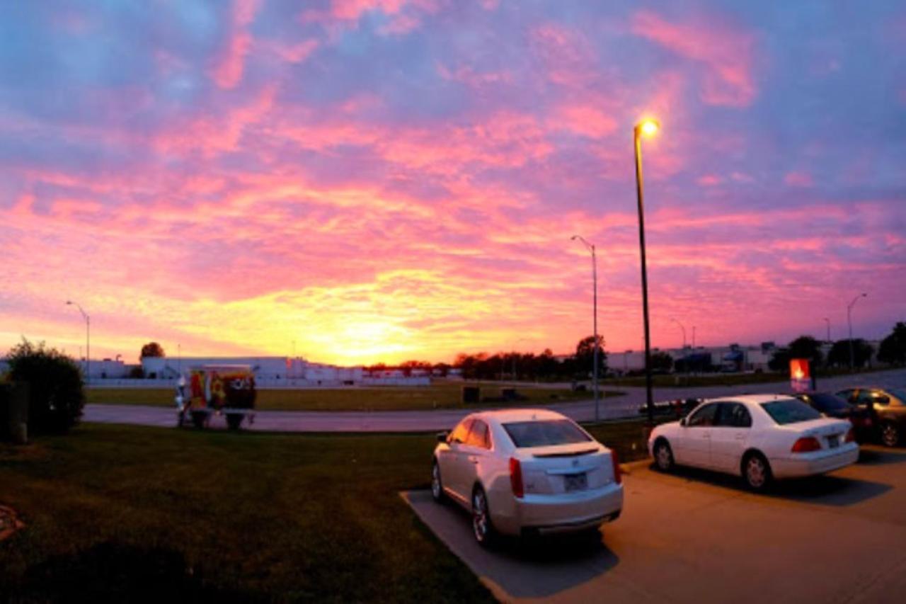 Oyo Hotel Lincoln Airport Ne, Hwy 80 외부 사진