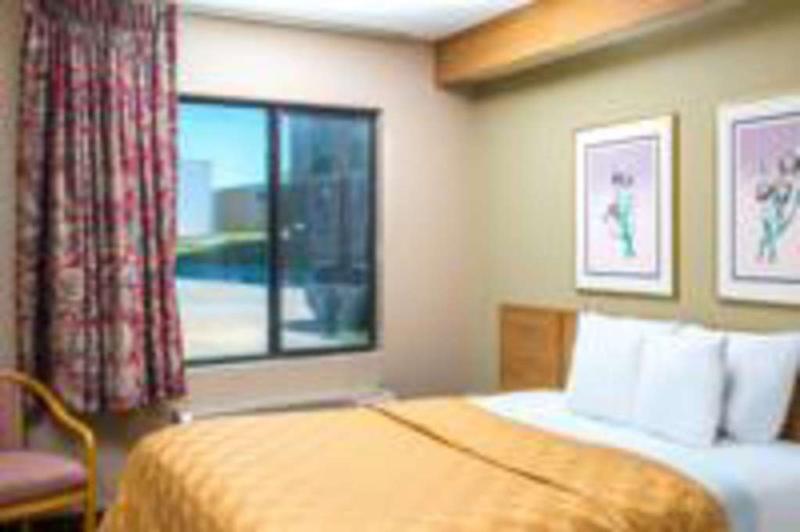 Oyo Hotel Lincoln Airport Ne, Hwy 80 외부 사진
